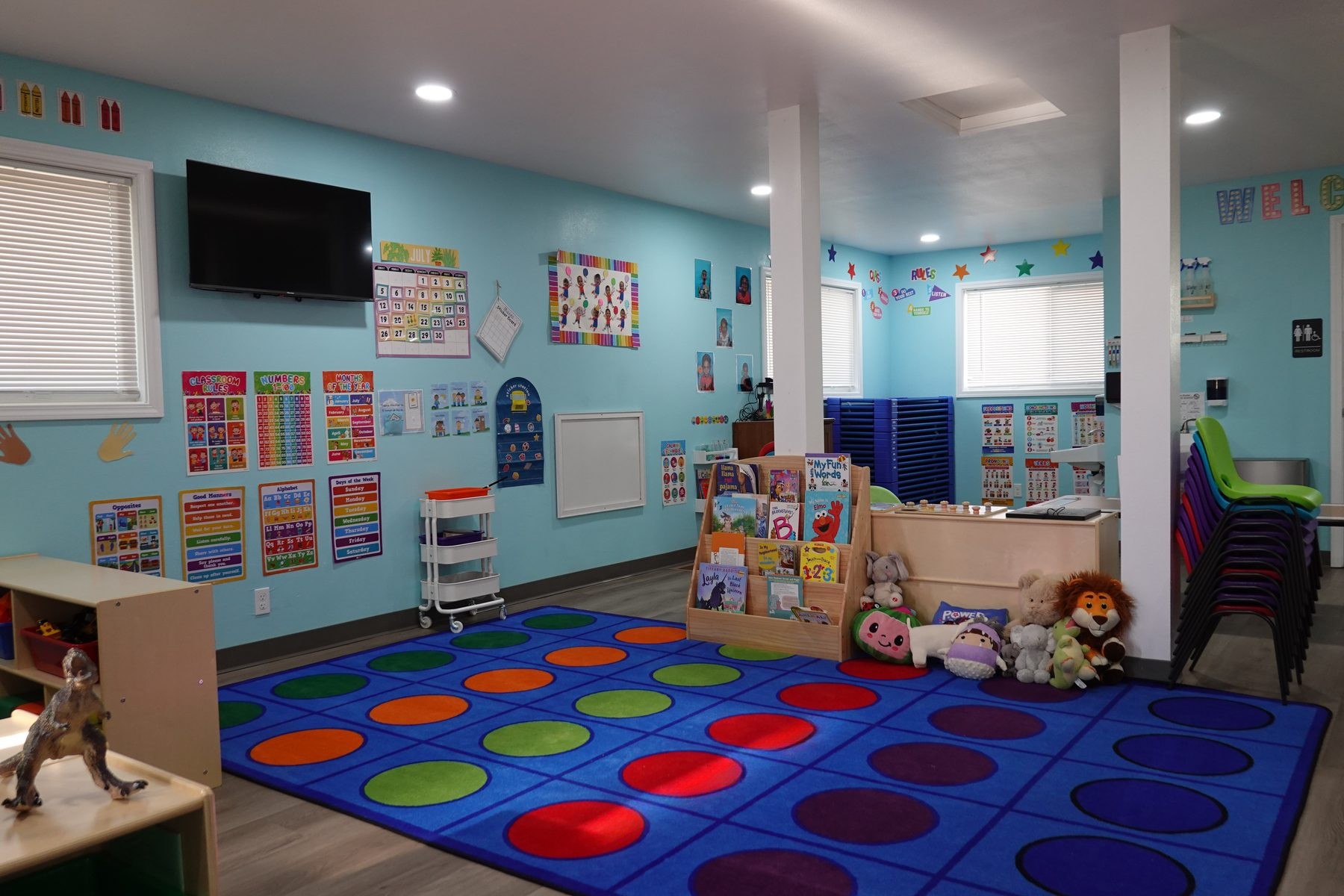 Bright classroom with activity rug