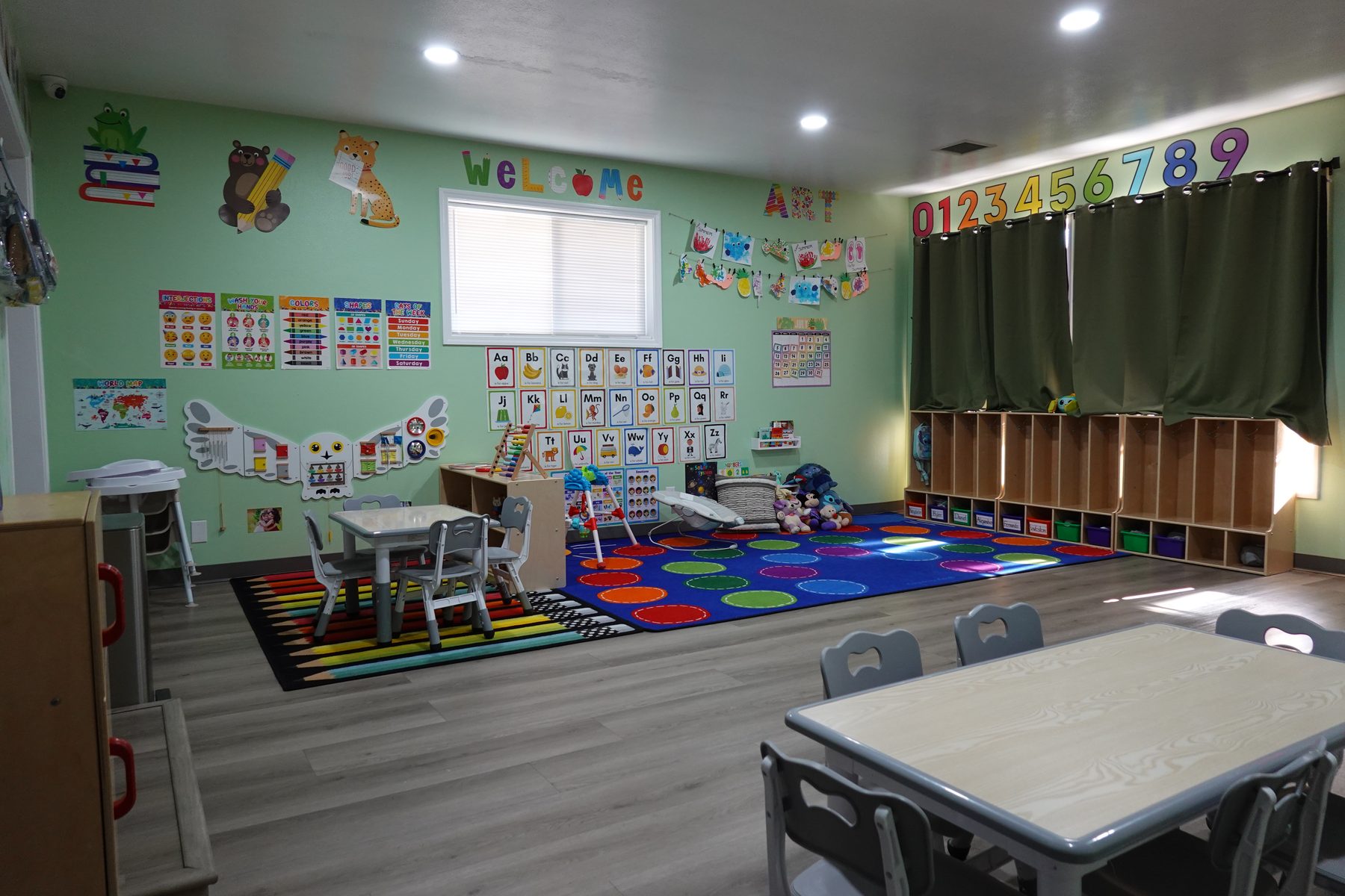 Activity room with tables